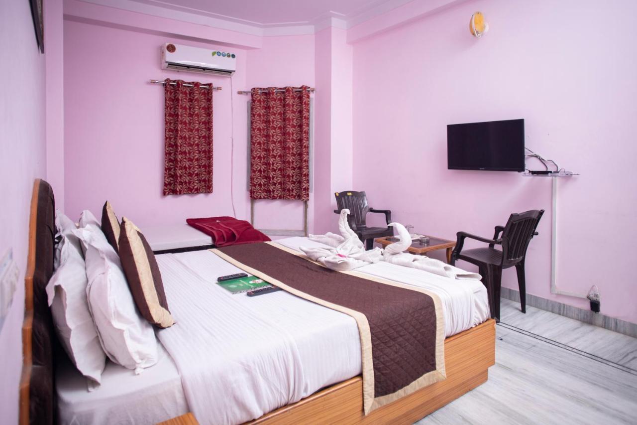 Hotel Dimple International Udaipur Dış mekan fotoğraf