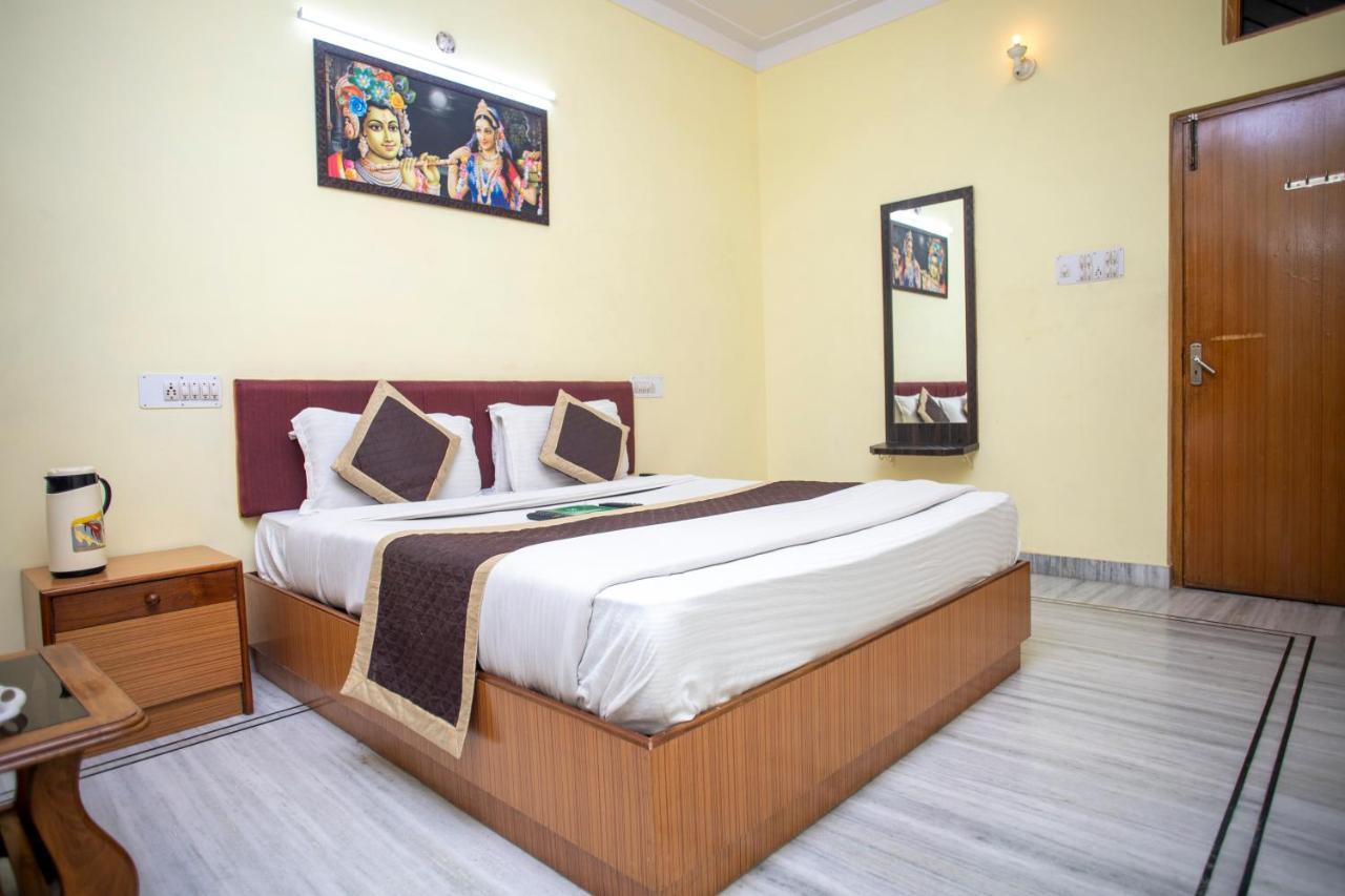 Hotel Dimple International Udaipur Dış mekan fotoğraf